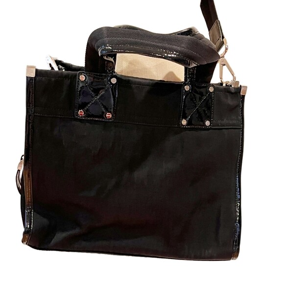 Milly - Mod look B&W Messenger Tote Bag. Color Block Canvas & Patent Leather - Picture 3 of 16